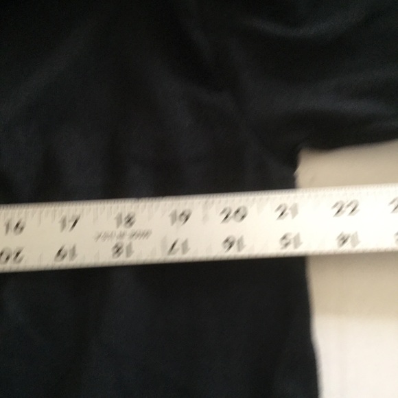 #Outnumbered T-SHIRT black size large. 100% cotton - Picture 7 of 8